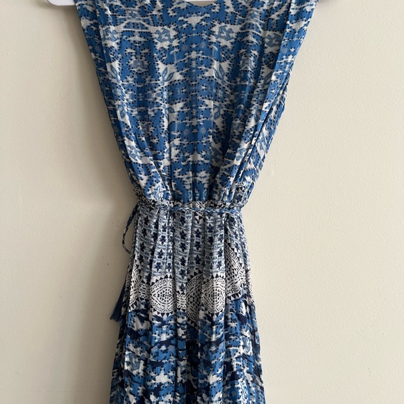 LUXE by Seraphine cocktail dress - Picture 2 of 5